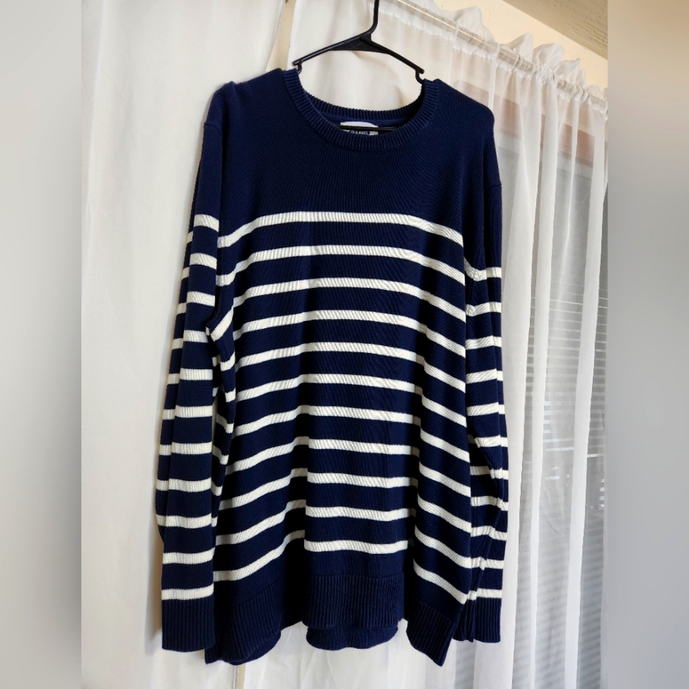 Old Navy - Blue / White Striped knit sweater (XL)